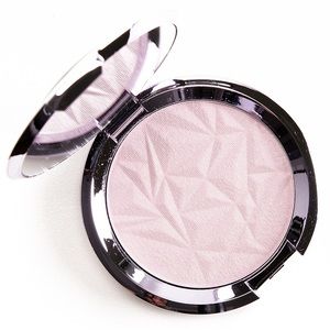 BECCA Prismatic Amethyst highlighter | NWT